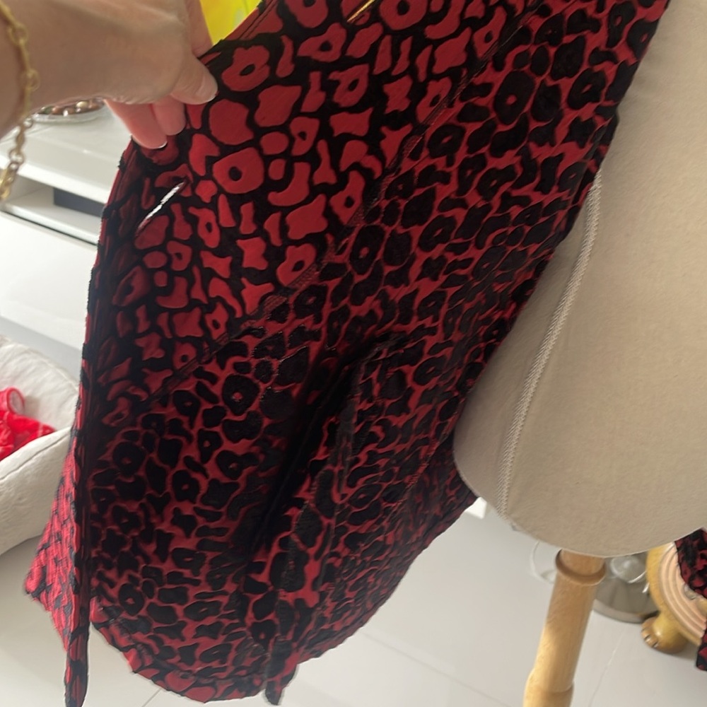 IC by Connie K Red/Black Jacquard Animal Print Jacket/Coat with Black Buttons - Picture 5 of 6